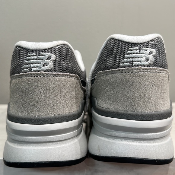 New Balance 997 Gray Size 13 (LIKE NEW) - Picture 10 of 14